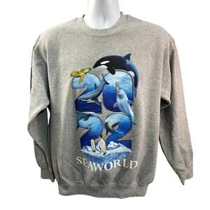 Sea World Men's 2022 Graphic Long Sleeve Pullover Sweatshirt Gray M Whale